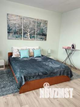 1-к квартира, посуточно, 42м2, 8/10 этаж