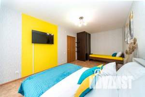 1-к квартира, посуточно, 35м2, 3/18 этаж