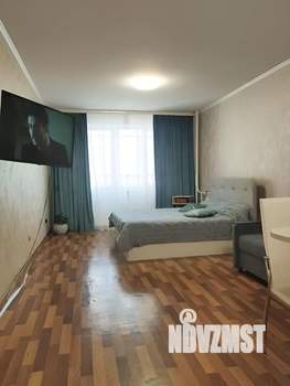 Студия квартира, посуточно, 37м2, 5/10 этаж