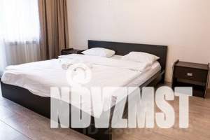 2-к квартира, посуточно, 64м2, 2/17 этаж