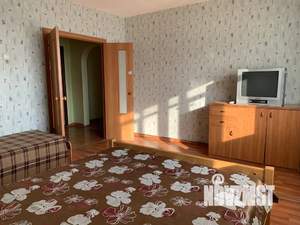 1-к квартира, посуточно, 42м2, 8/10 этаж