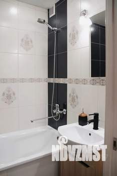 1-к квартира, посуточно, 40м2, 2/10 этаж