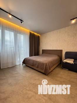 Студия квартира, посуточно, 32м2, 22/25 этаж