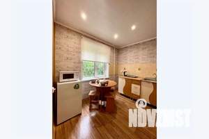 1-к квартира, посуточно, 30м2, 1/9 этаж