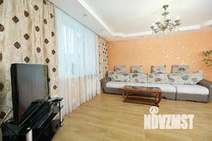 2-к квартира, посуточно, 60м2, 7/10 этаж