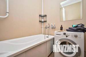 1-к квартира, посуточно, 38м2, 23/25 этаж