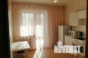 1-к квартира, посуточно, 40м2, 4/17 этаж
