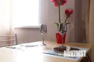 Студия квартира, посуточно, 40м2, 12/23 этаж