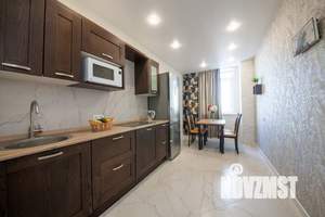 1-к квартира, посуточно, 49м2, 19/20 этаж