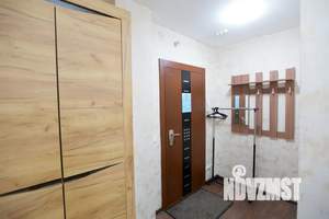 Студия квартира, посуточно, 40м2, 12/23 этаж