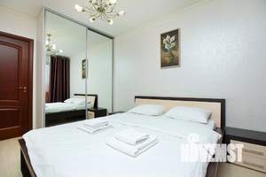 1-к квартира, посуточно, 58м2, 1/1 этаж