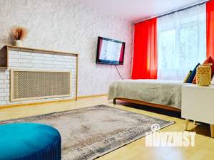 1-к квартира, посуточно, 38м2, 2/4 этаж