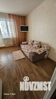 Студия квартира, посуточно, 28м2, 12/16 этаж