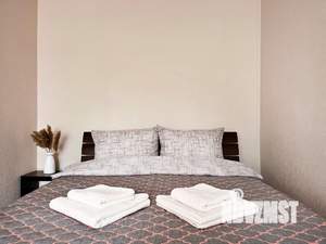 2-к квартира, посуточно, 45м2, 1/1 этаж