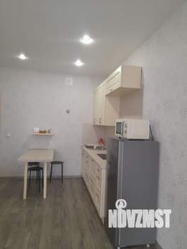 Студия квартира, посуточно, 32м2, 8/17 этаж