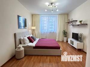 1-к квартира, посуточно, 42м2, 3/10 этаж