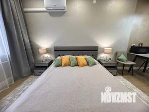 Студия квартира, посуточно, 32м2, 13/16 этаж