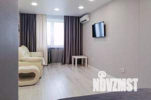 1-к квартира, посуточно, 40м2, 22/25 этаж