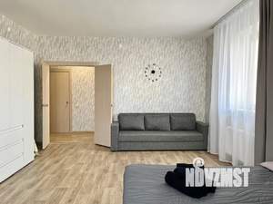 1-к квартира, посуточно, 46м2, 9/25 этаж