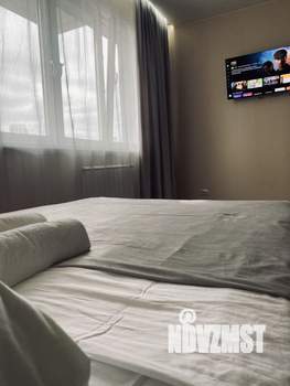 Студия квартира, посуточно, 35м2, 2/25 этаж