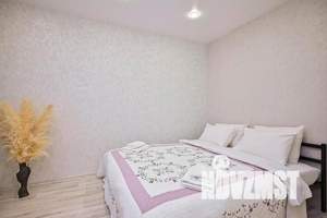 2-к квартира, посуточно, 40м2, 1/9 этаж