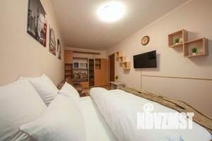 2-к квартира, посуточно, 54м2, 1/1 этаж