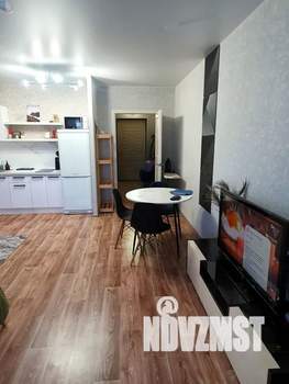 Студия квартира, посуточно, 38м2, 4/17 этаж