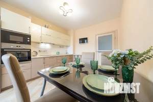 3-к квартира, посуточно, 91м2, 6/8 этаж