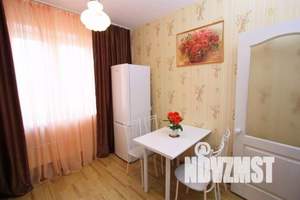 2-к квартира, посуточно, 54м2, 6/10 этаж