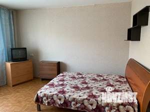 1-к квартира, посуточно, 32м2, 4/10 этаж