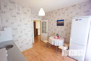 1-к квартира, посуточно, 45м2, 20/25 этаж