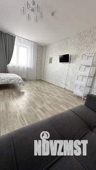 1-к квартира, посуточно, 47м2, 1/1 этаж