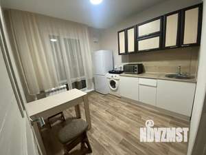 1-к квартира, посуточно, 42м2, 1/1 этаж