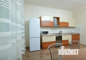 1-к квартира, посуточно, 54м2, 2/10 этаж