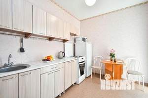 1-к квартира, посуточно, 35м2, 20/25 этаж