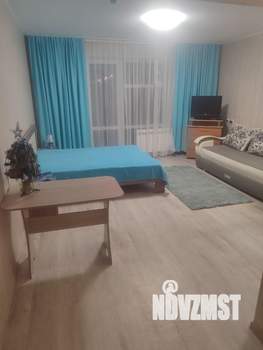 Студия квартира, посуточно, 40м2, 17/17 этаж