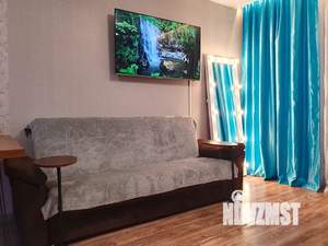 Студия квартира, посуточно, 38м2, 12/17 этаж