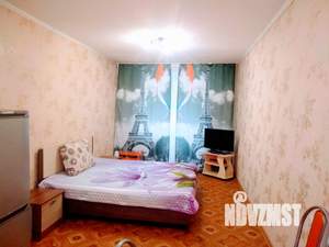 Студия квартира, посуточно, 25м2, 3/10 этаж