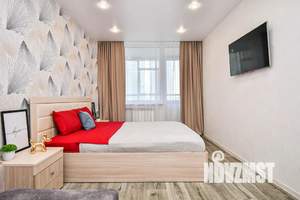 1-к квартира, посуточно, 44м2, 2/10 этаж