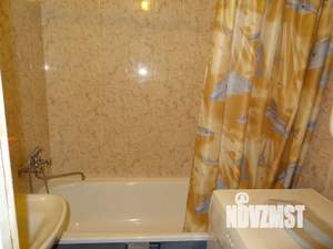 1-к квартира, посуточно, 42м2, 5/10 этаж