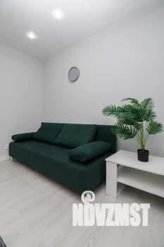 1-к квартира, посуточно, 32м2, 6/9 этаж