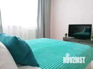 1-к квартира, посуточно, 39м2, 5/15 этаж