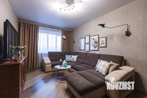 3-к квартира, посуточно, 83м2, 1/1 этаж