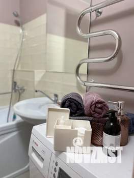 Студия квартира, посуточно, 37м2, 15/17 этаж