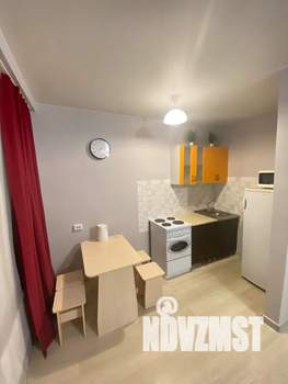 Студия квартира, посуточно, 37м2, 15/25 этаж