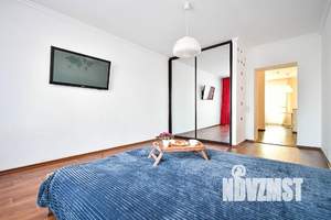 1-к квартира, посуточно, 42м2, 1/1 этаж