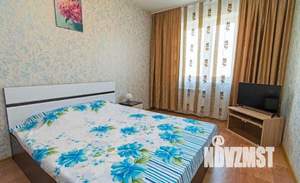 1-к квартира, посуточно, 37м2, 1/1 этаж