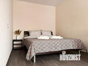 2-к квартира, посуточно, 45м2, 1/1 этаж
