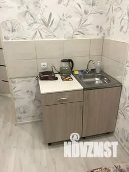 Студия квартира, посуточно, 16м2, 2/5 этаж