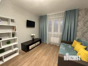 1-к квартира, посуточно, 38м2, 1/1 этаж
